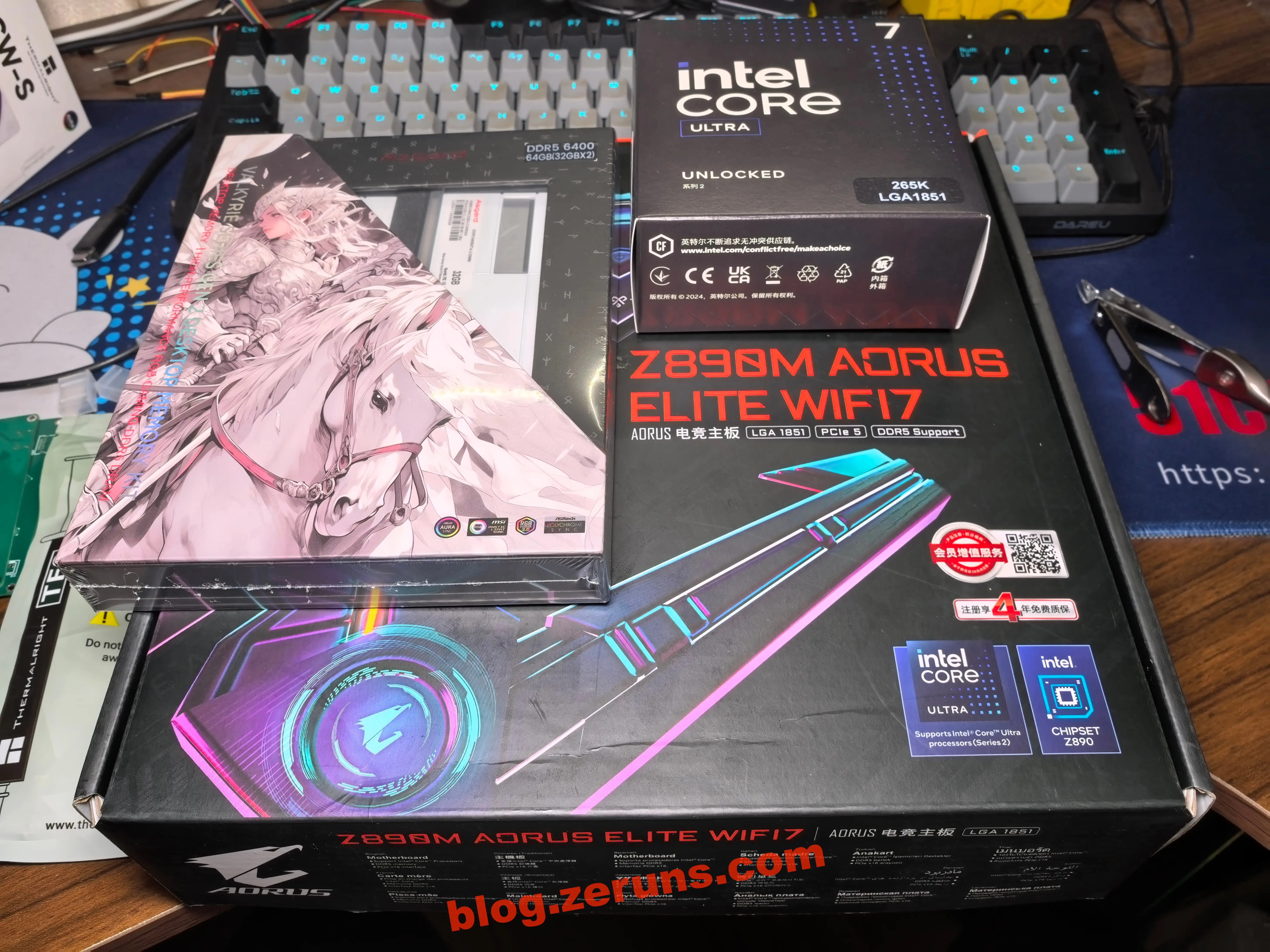 Ultra7-265K & Gigabyte Z890M-AORUS-ELITE-WIFI7 Motherboard - Quick Unboxing Review